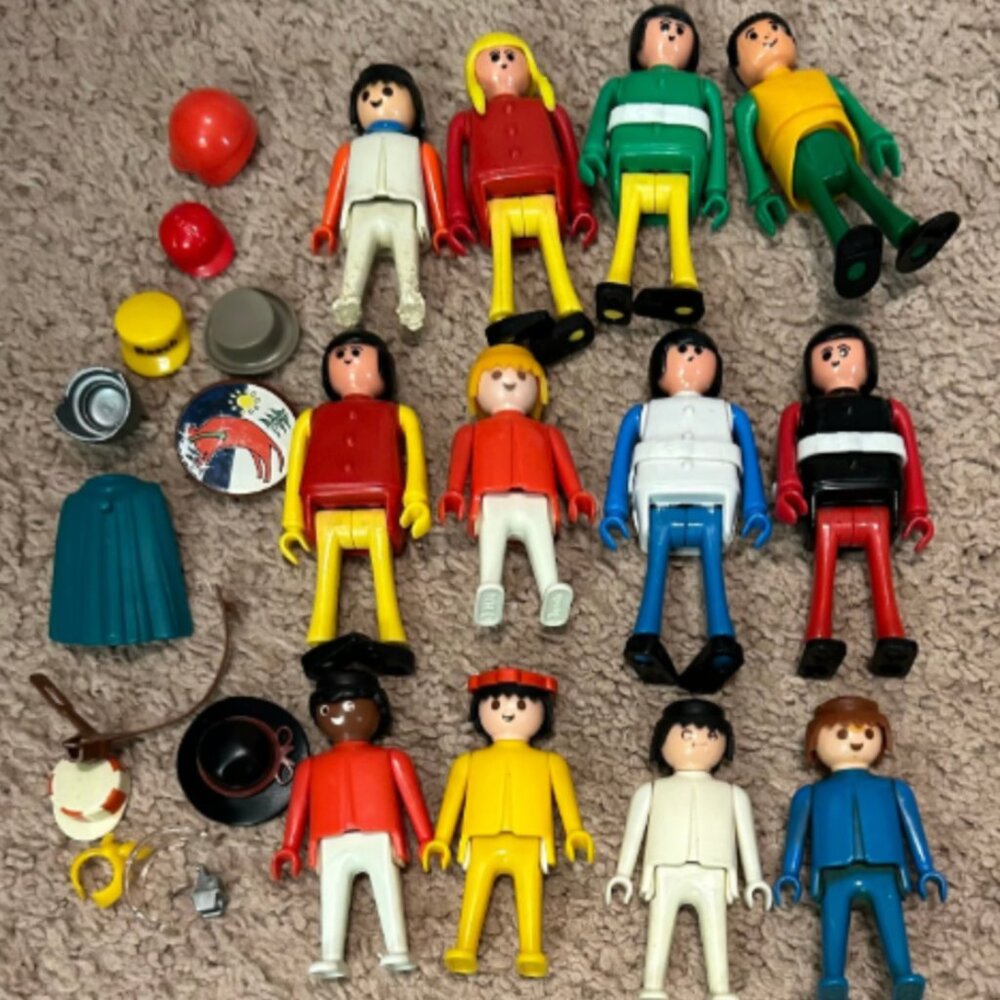 Retro Vintage Playmobil Figures 12 Piece Lot w/ extra Accessories
